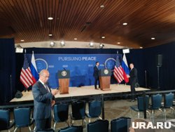 На Западе отметили, что Путин и Трамп по итогам саммита не привели конкретики о достигнутых договоренностях