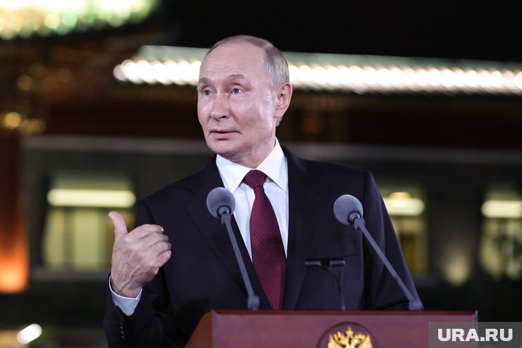 Путин поздравил Ким Чен Ына с годовщиной основания народной республики