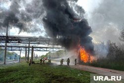 В Стерлитомаке взрыв вызвал пожар на трубопроводе СНХЗ 