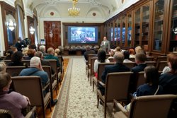 В ходе телемоста состоялась праздничная концертная программа