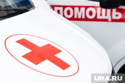 Сотрудники скорой госпитализировали 20-летнего пассажира Toyota