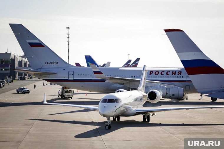 В аэропорту Геленджик ввели ограничения на прием и выпуск самолетов