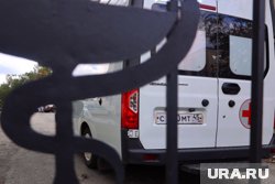 Кусок шифера рассек ребенку голову
