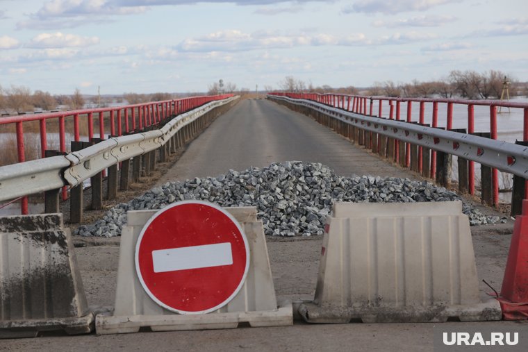 Дорожники ограничат движение из-за ремонта моста