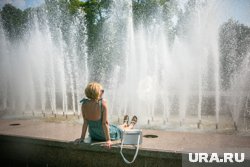 «Сухой» фонтан заработал на площади 400-летия Тюмени 
