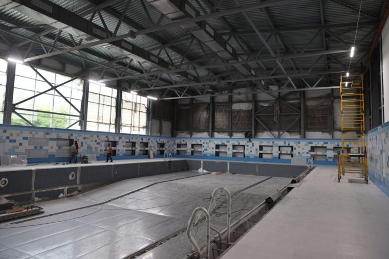 Курганский бассейн готовят к открытию в Заозерном