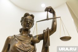 Первые три года мужчина проведет в тюрьме