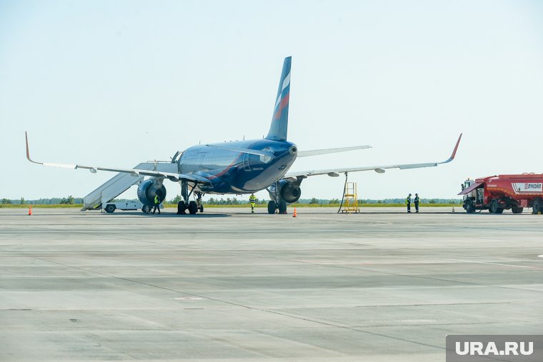 Три россиянина, удерживаемые в Чаде, прибыли в Москву