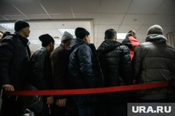 В отделение полиции были доставлены 200 мигрантов по итогам рейда 3 июня