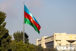 По словам Семибратова, Азербайджан сейчас напоминает прибалтийские страны по уровню русофобии