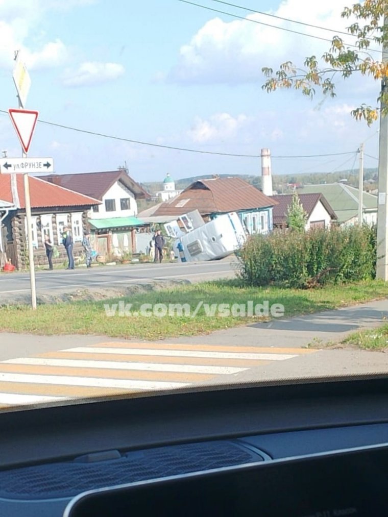 Последствия погони было видно с соседнего перекрестка