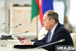 Лавров провел встречу с Мирзояном