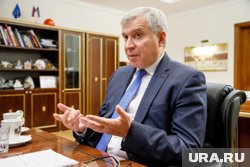 Александр Мажаров избран депутатом Тюменской облдумы осенью 2004 года