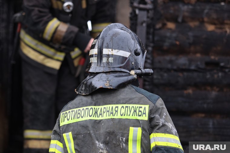 В Новосибирской области загорелся дом многодетной семьи, пятеро человек погибло