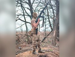 Для Александра Родина — это не абстракция, а семья, земля предков и друзья рядом