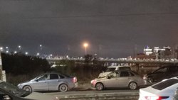 В Челябинске задерживается праздничный салют
