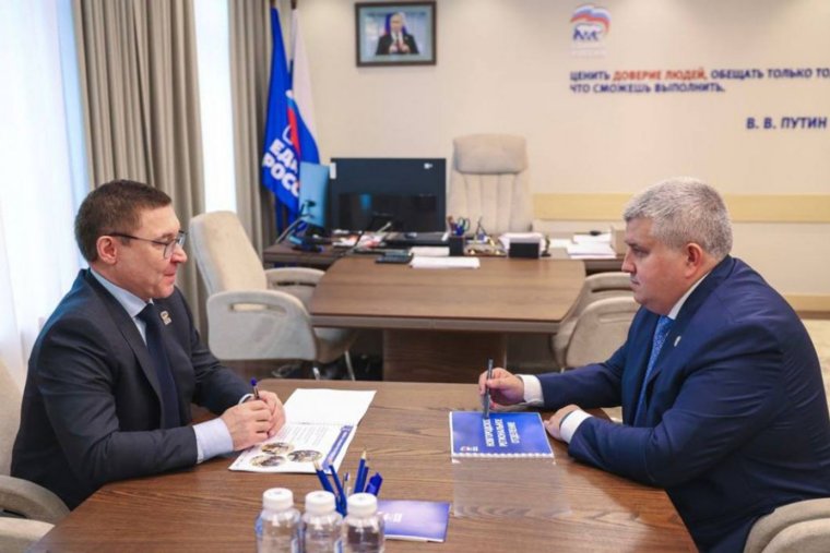 Якушев и Дронов провели разговор перед губернаторскими выборами, которые пройдут в сентябре 2025 года