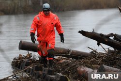 Спасатели нашли тело еще одного пассажира моторной лодки 