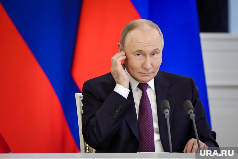 Путин наградил гос наградами культурных деятелей России