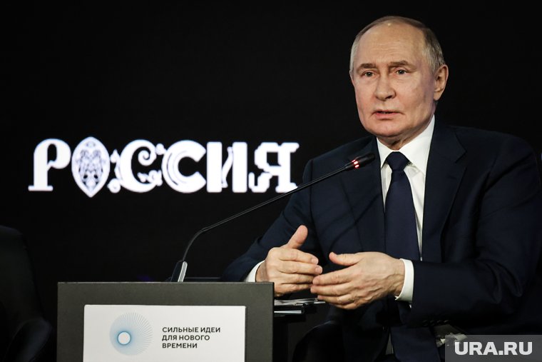 Переговоры без ультиматумов — действительно успех Путина и российской дипломатии, признает политолог Алексей Зудин