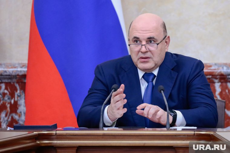Предприятия Курской области находятся в сложной ситуации из-за вынужденной остановки производства, сказал премьер-министр Михаил Мишустин