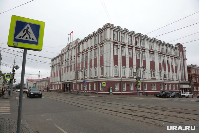В администрации подтвердили получение коллективной жалобы от жителей о незаконности постройки и нарушении правил выгула собак