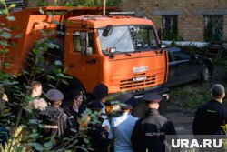КАМАЗ столкнулся с Фордом, в котором погиб водитель