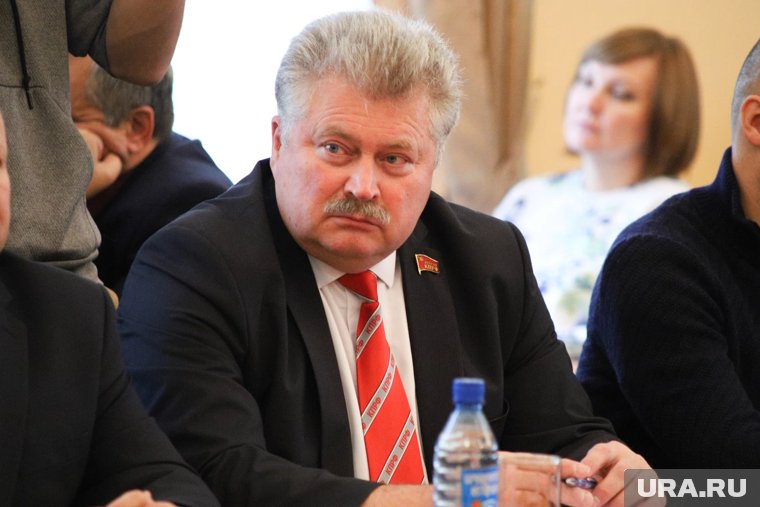 Лидера курганской КПРФ Зырянова обвиняют в проблемах партии