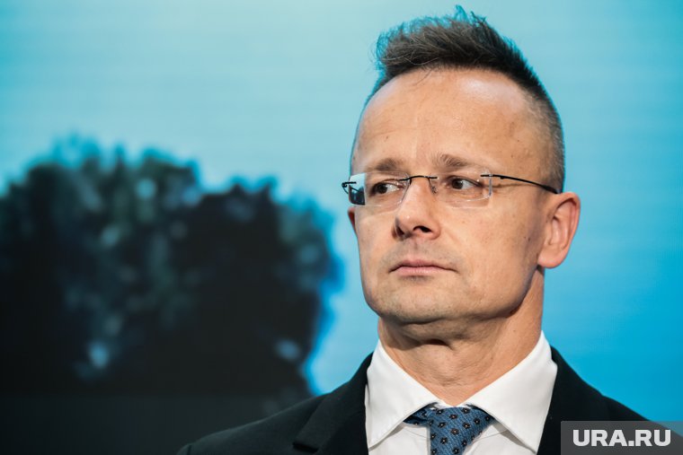 Сийярто отметил, что борьба за отмену плана Еврокомиссии будет долгой