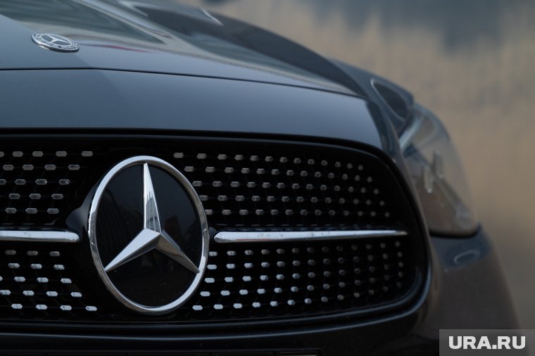 Водитель Mercedes скончался до приезда скорой помощи