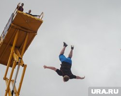 Падение с высоты — самая частая причина травм на работе в ХМАО в 2025 году