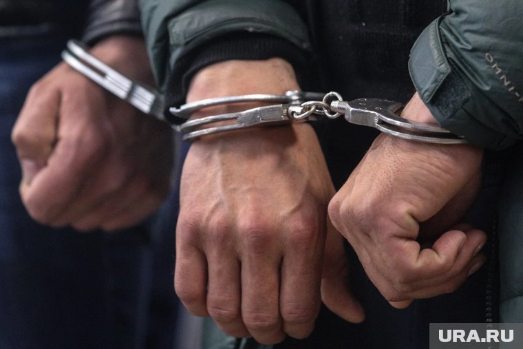 В мае были задержаны десятки предполагаемых участников преступной группы