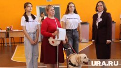 По словам женщины, собака прекрасно ориентируется во многих местах и выбирает безопасные маршруты