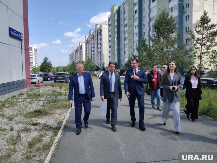 Депутаты гордумы провели встречу с жителями поселка Западный