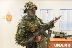 На вооружении бойцов спецназа имеется легендарный автомат Калашникова