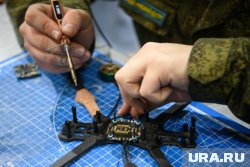 Преступники хотят научиться управлять дронами, чтобы атаковать США, пишет издание