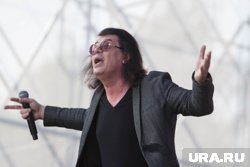 Корнелюк написал музыку для «Бандитского Петербурга», который был снят 25 лет назад