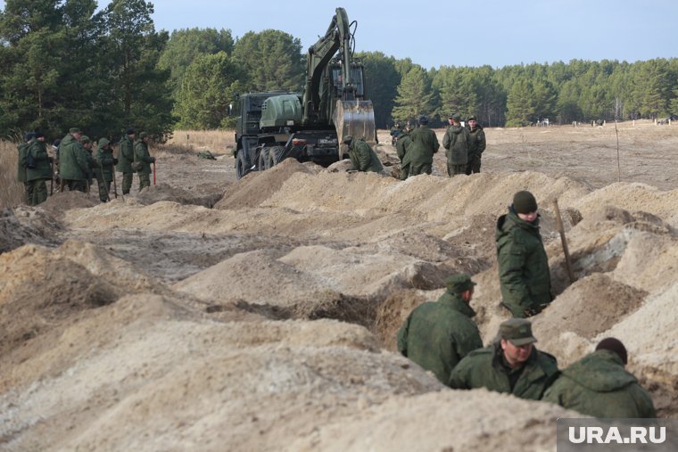 В Курской области должны были возвести окопы, опорные пункты и другие сооружения обороны