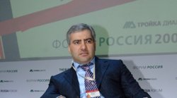 В доме миллиардера Самвела Карапетяна прошли обыски: кто он такой, кого задержали