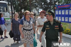 Анвар Галимуллин во время встречи в Еланском учебном центре