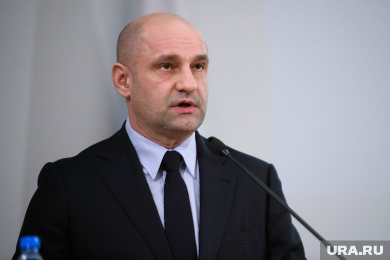 Жога и Мантуров обсудили проект СШХ