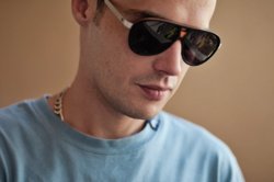 Гуф (Guf) — российский рэп-исполнитель, автор текстов, настоящее имя — Алексей Долматов