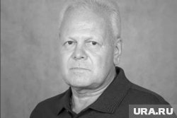 Цалпанов много лет был связан с питерским хоккейным клубом СКА