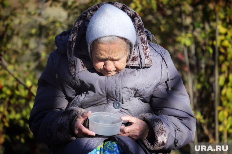 Пенсионерка едва не лишилась дохода в размере 200 тысяч рублей  