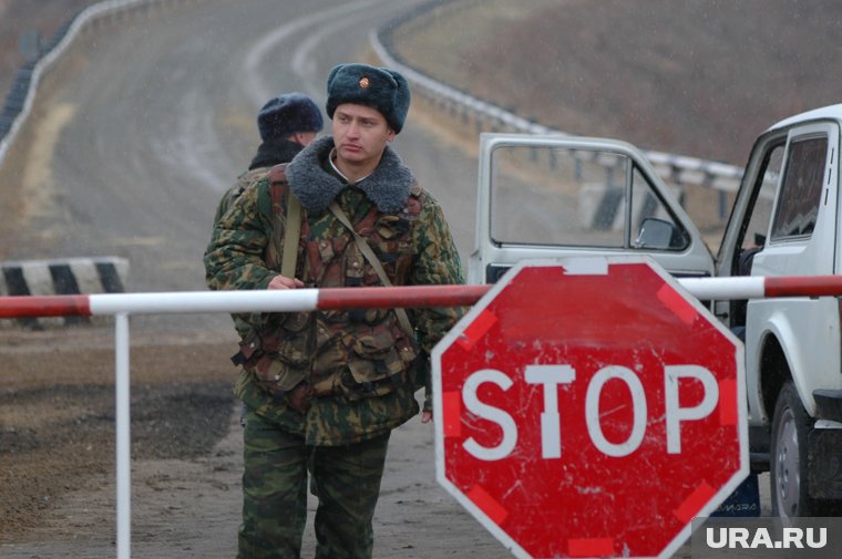 На российских границах будет проводиться эксперимент по упрощенному въезду иностранцев в страну