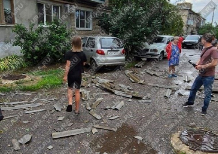 Ущерб наносят ветер, град и ливни