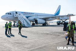 С 1 июня число авиарейсов из Салехарда в Новый Уренгой уменьшится