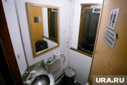 В России скоро пропадут поезда, в которых перед остановкой закрывают туалеты