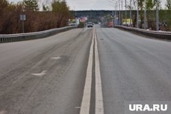 Обвалившийся грунт дорожной насыпи заметили в районе поворота на Смолино