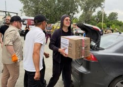 В загрузке фур Лев Ковпак участвует лично 